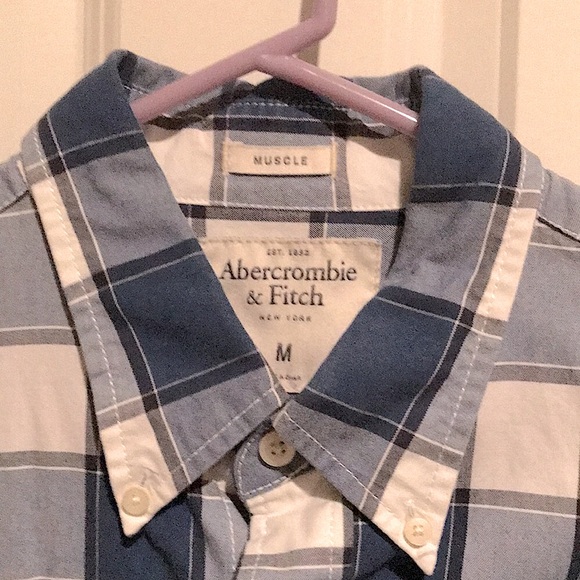 A & F pattern shirt - Picture 2 of 3